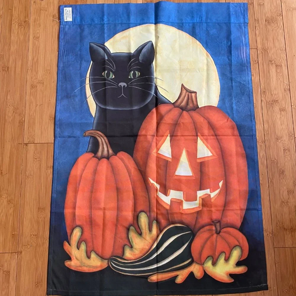 Kathy Hunter halloween garden